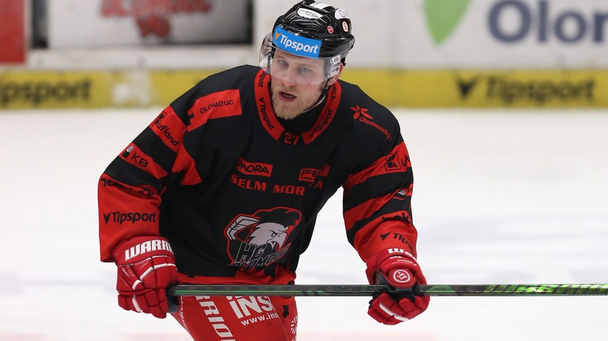 Výběr obránců, kteří mohou jít s větším časem nahoru. Jednoho zkusí Kladno